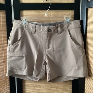 ♦️ The North Face Women's Shorts Sz 8 tan EUC quick dry lightweight